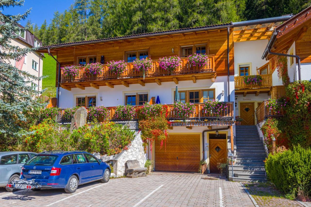 Appartamenti Sonnenuhr Sexten Exteriér fotografie